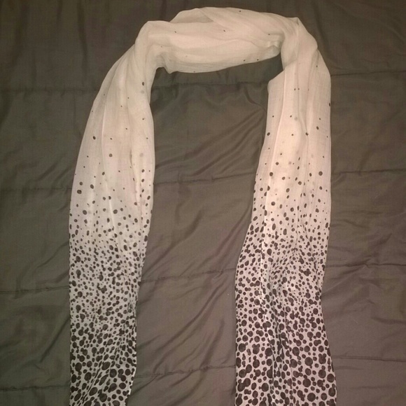New white scarf with black dots