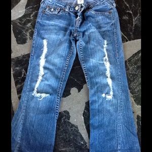 True Religion  Distressed Capri jeans