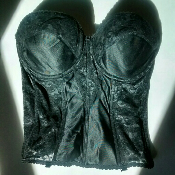 VINTAGE CLASSIC BLACK CORSET