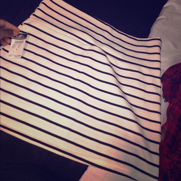 Tight fitted mini skirt