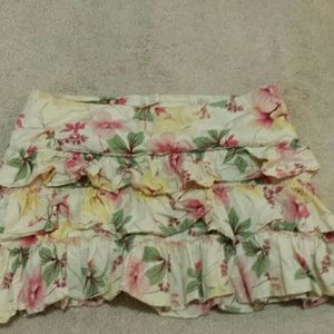 American Eagle Floral Ruffle Skirt