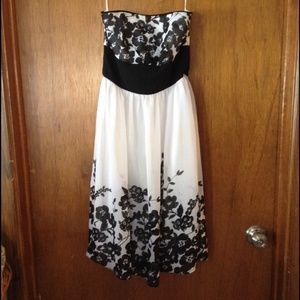 Strapless WhiteHouse BlackMarket Dress