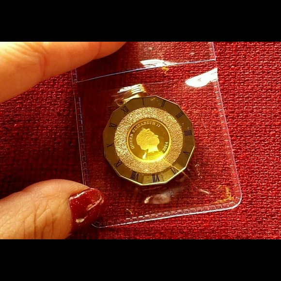 18k and 24kMiddile of the Pendant&ChainReal Gold - Picture 1 of 2