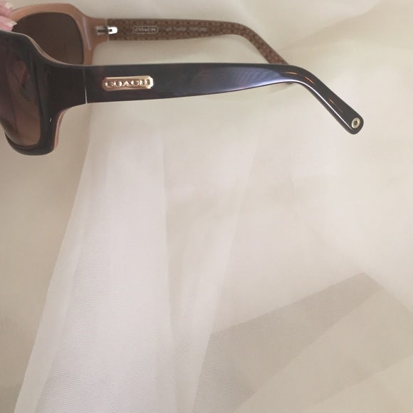 ❌SOLD❌ on other site Coach Sunglasses - Picture 2 of 4