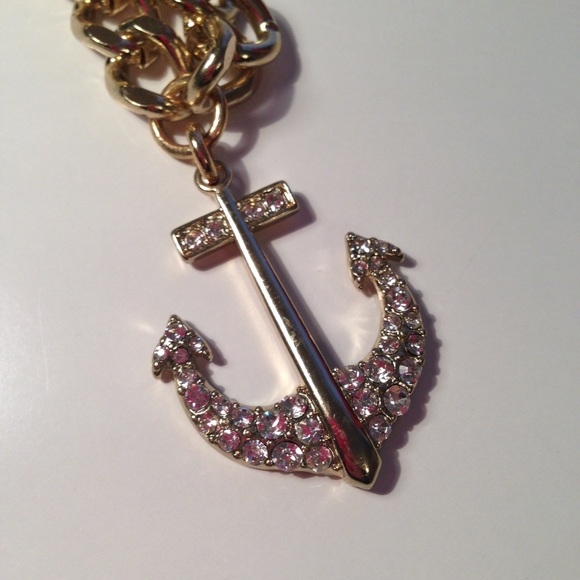Anchor necklace