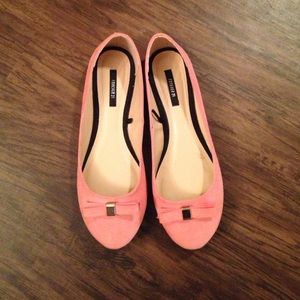 Coral shoes