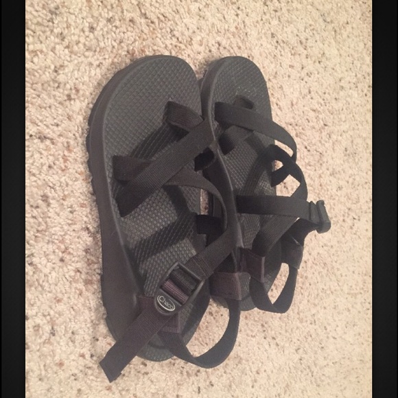 All black Chaco's size 8.