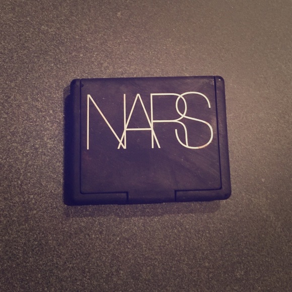 NARS albatross blush highlighter