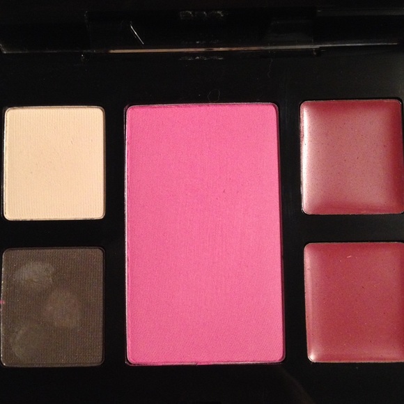 Bobbi Brown Makeup