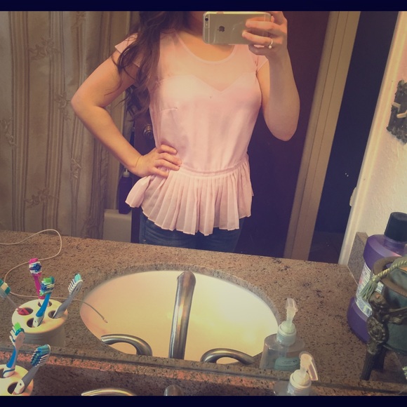 Pink shirt American eagle