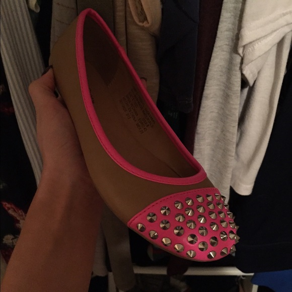 Tan and hot pink flats