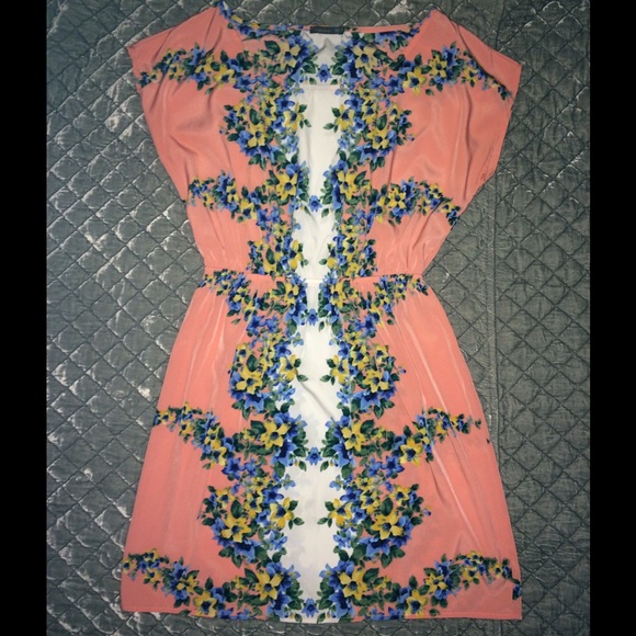 Coral Floral Dress 🌸
