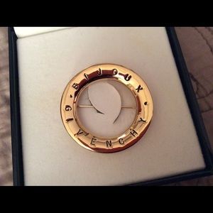 Givenchy Bijoux Circle Brooch