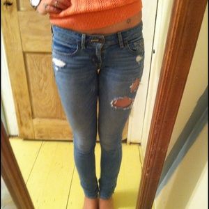 ❌SOLD❌00R hollister jeans