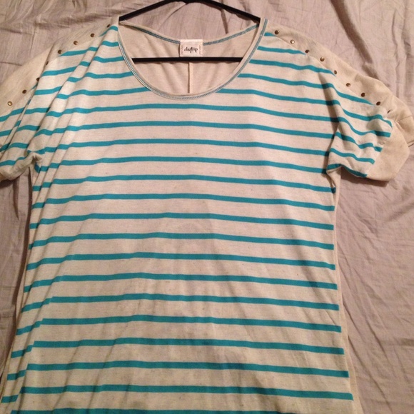 Daytrip size small top