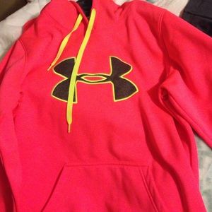 Under Armour storm sweatshirt