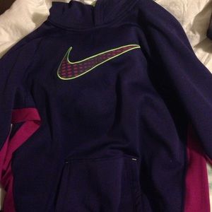 Nike sweatshirt new