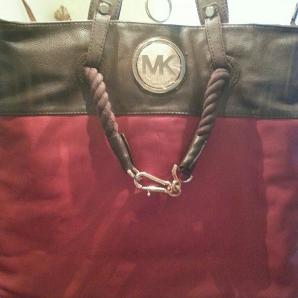 Handbag