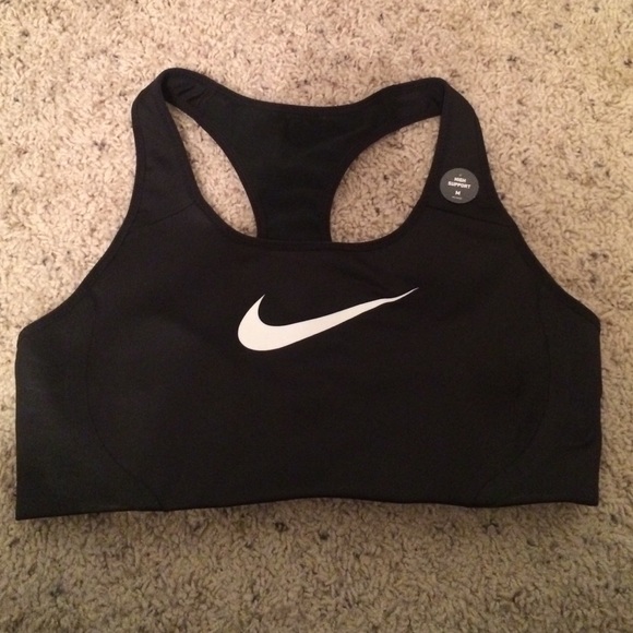 All Black Nike Sports Bra!