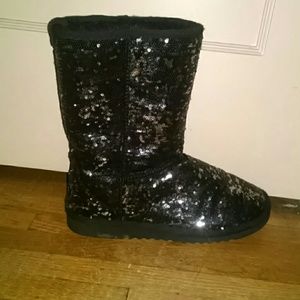 Black sequin Aeropostale boots