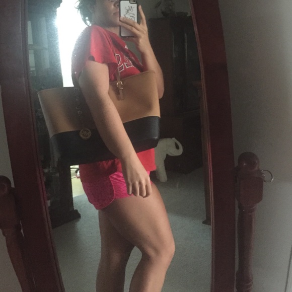 -SOLD-Michael Kors Jet Set Tote Purse - Picture 4 of 4