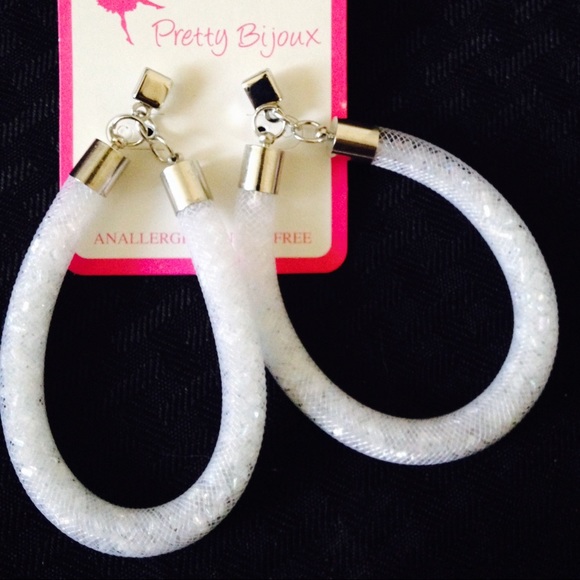 Adorable CRISTAL Italian Earrings