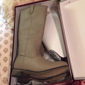 🔥Brand new Frye inspired boots!