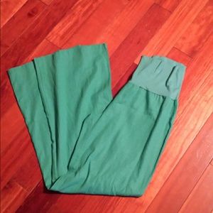 Green linen pants