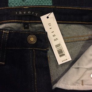 SOLD Theory dark stretch skinny jeans 24 nwt