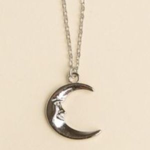 Brandy Melville moon necklace