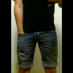 True Religion Shorts - Size: 33 - Mens / Womens