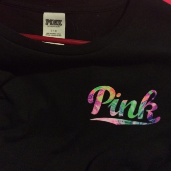 Vs pink tee size large - Picture 2 of 3