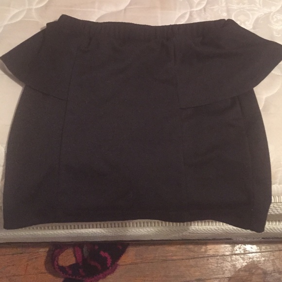 Black skirt