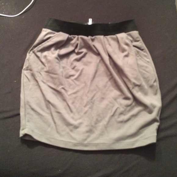 Gray mini skirt