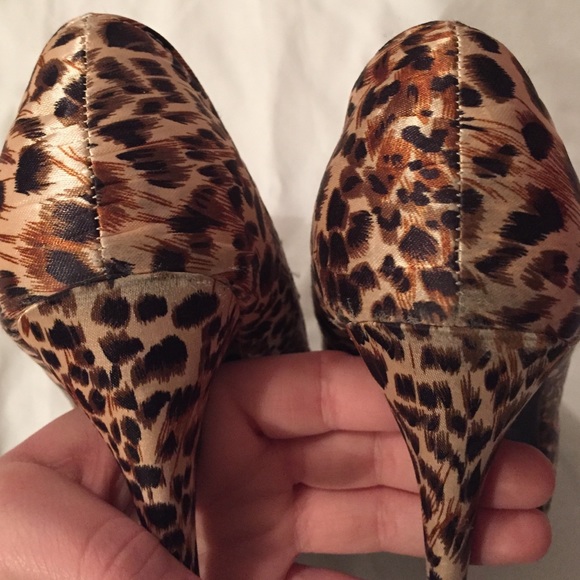Leopard Print Heels - Picture 3 of 4