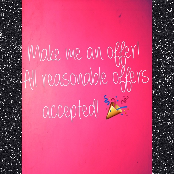 🎉SALE! MAKE AN OFFER! 🎉✔️