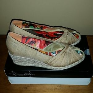 NEW!! Soft style peep toe wedge