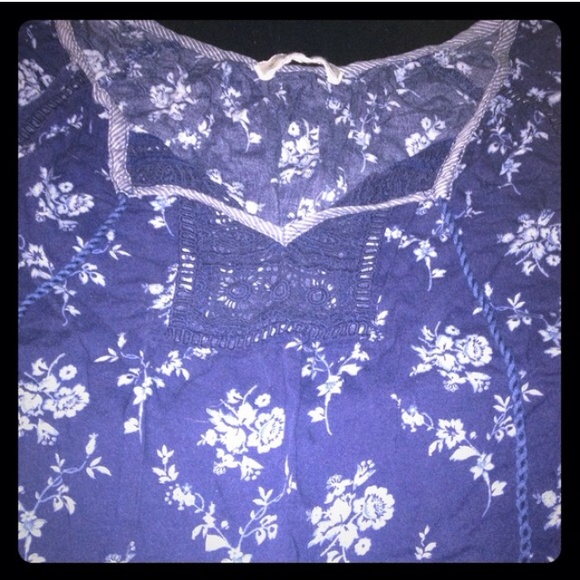 Abercrombie "Alicia" top, easy fit - Picture 2 of 2