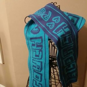 Coach Poppy blue reversible scarf