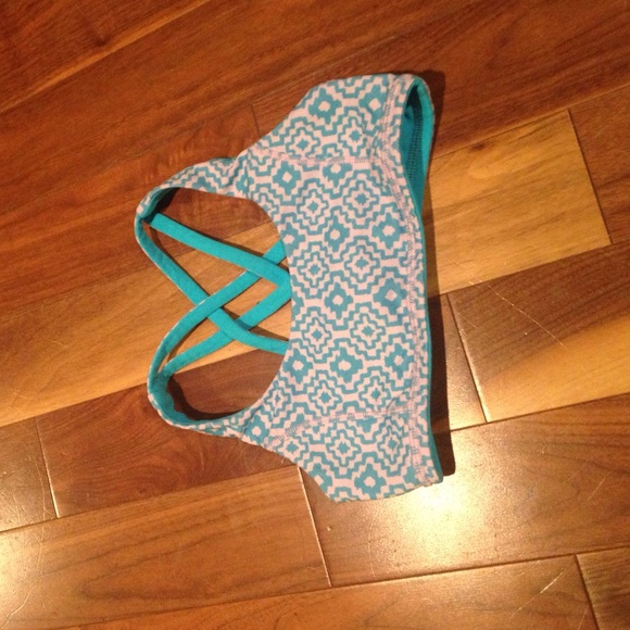 Ivivva sports bra