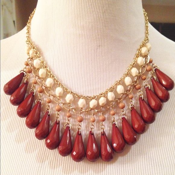 Cream/brown beaded necklace - Picture 1 of 2