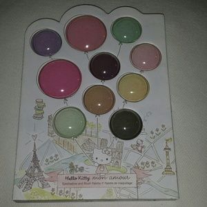 Hello Kitty Mon Amour palette