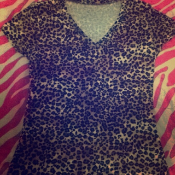 Cheetah Print V-Neck