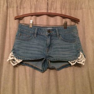 Light wash denim shorts
