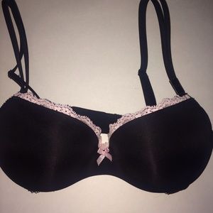 Victoria's Secret black push up bra