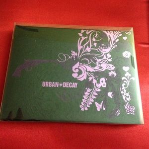 Urban decay ammo palette