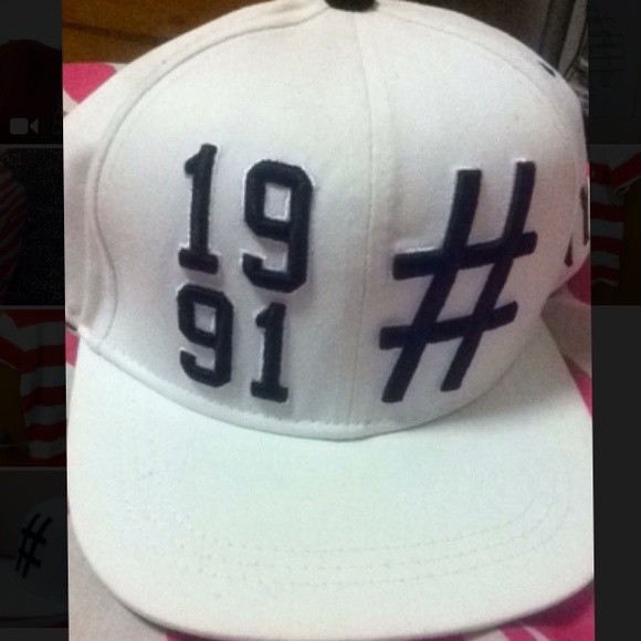 H&M White & Black Hat