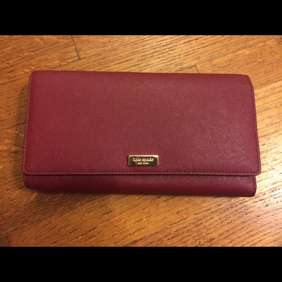 BRAND NEW Kate Spade Newbury Lane Wallet! NWT
