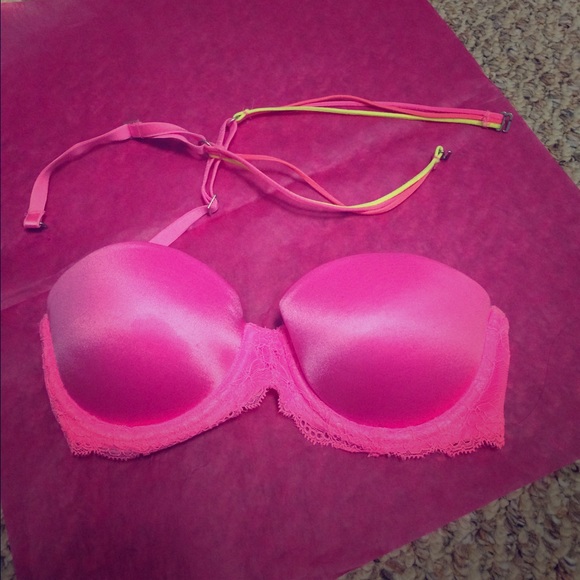 Strapless Pink Lacey Bra