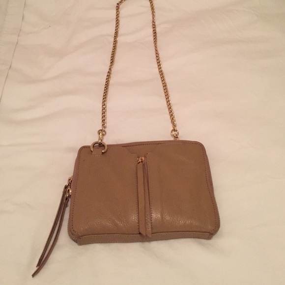 Kelsi dagger nude cross body with gold chain